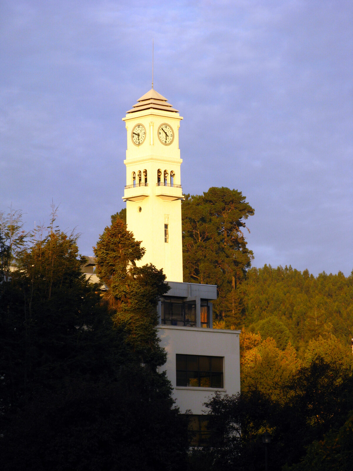 Campanil de la Universidad de Concepción